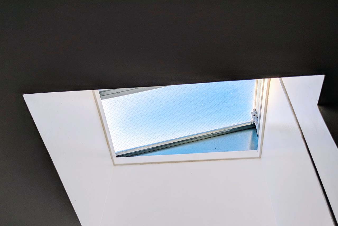 Pourquoi faire poser un velux chez soi